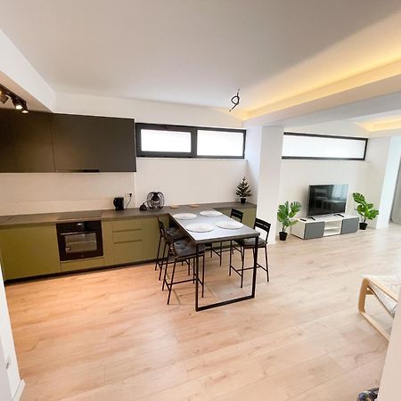 Warm Hotel Apartment Bükreş Dış mekan fotoğraf