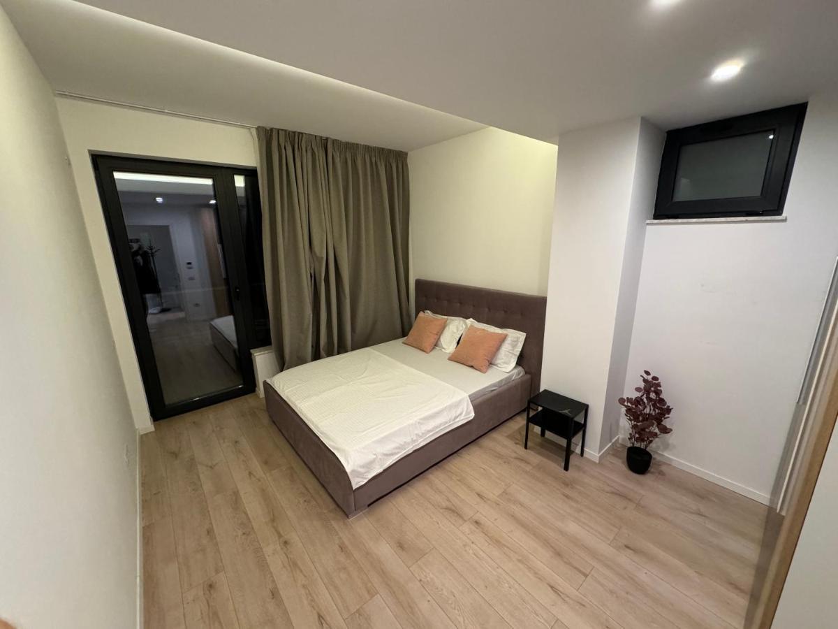 Warm Hotel Apartment Bükreş Dış mekan fotoğraf