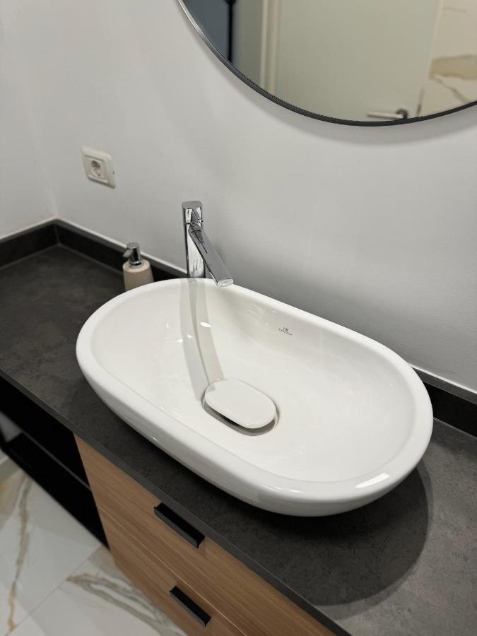 Warm Hotel Apartment Bükreş Dış mekan fotoğraf