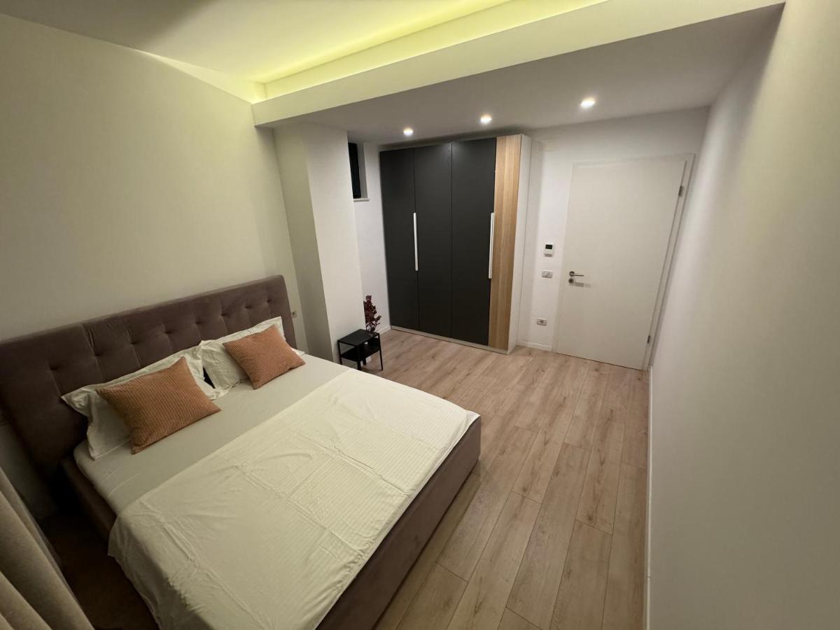 Warm Hotel Apartment Bükreş Dış mekan fotoğraf