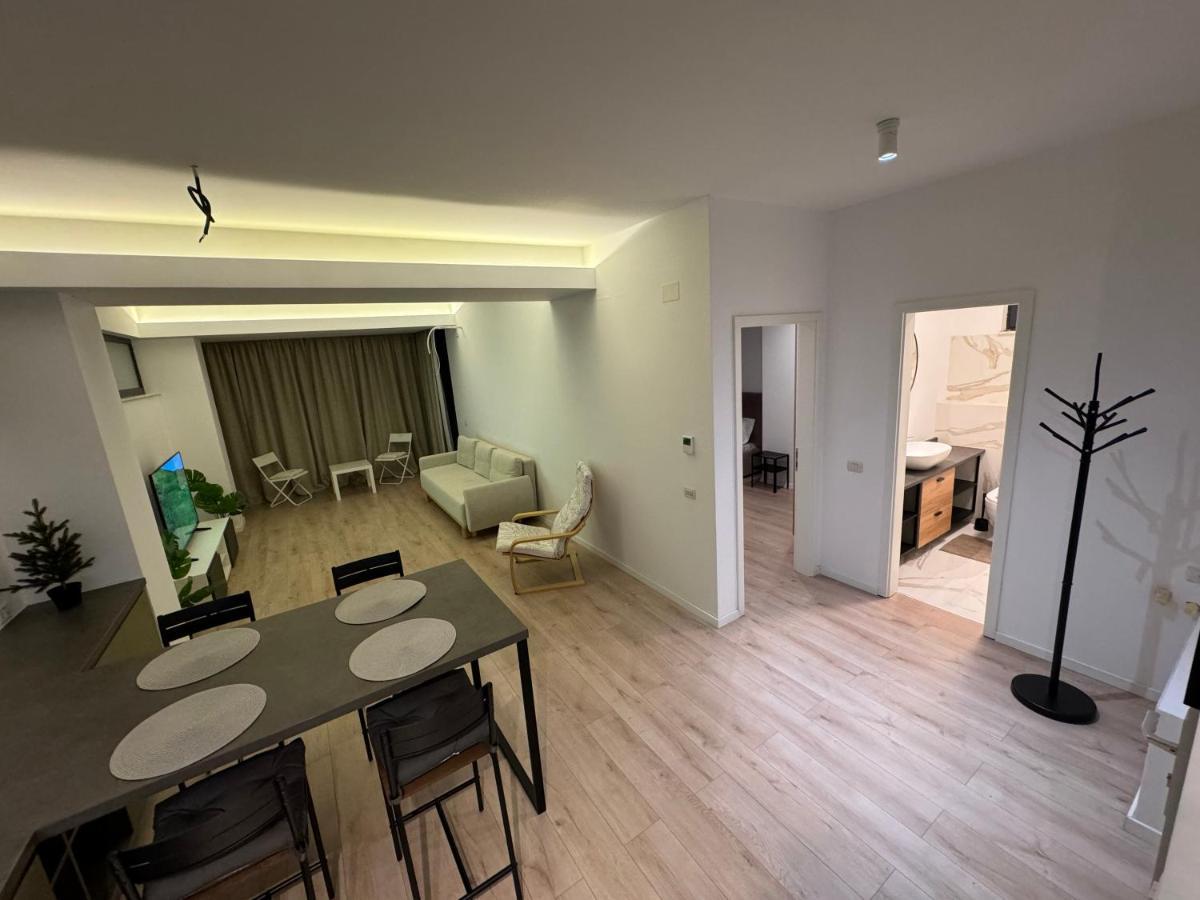 Warm Hotel Apartment Bükreş Dış mekan fotoğraf