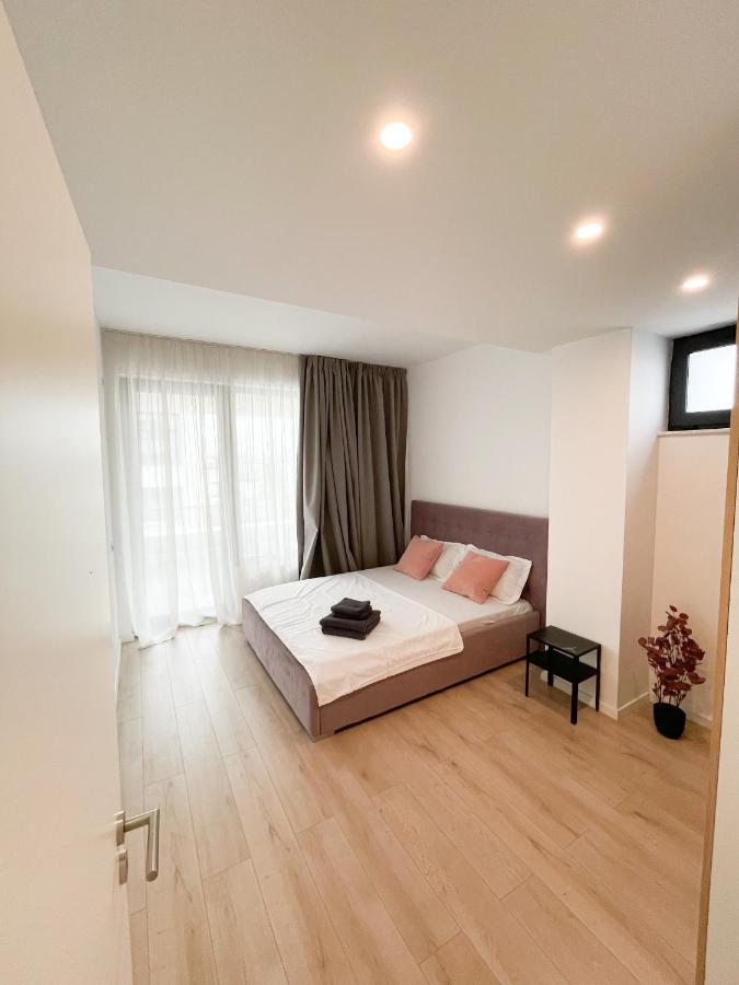 Warm Hotel Apartment Bükreş Dış mekan fotoğraf